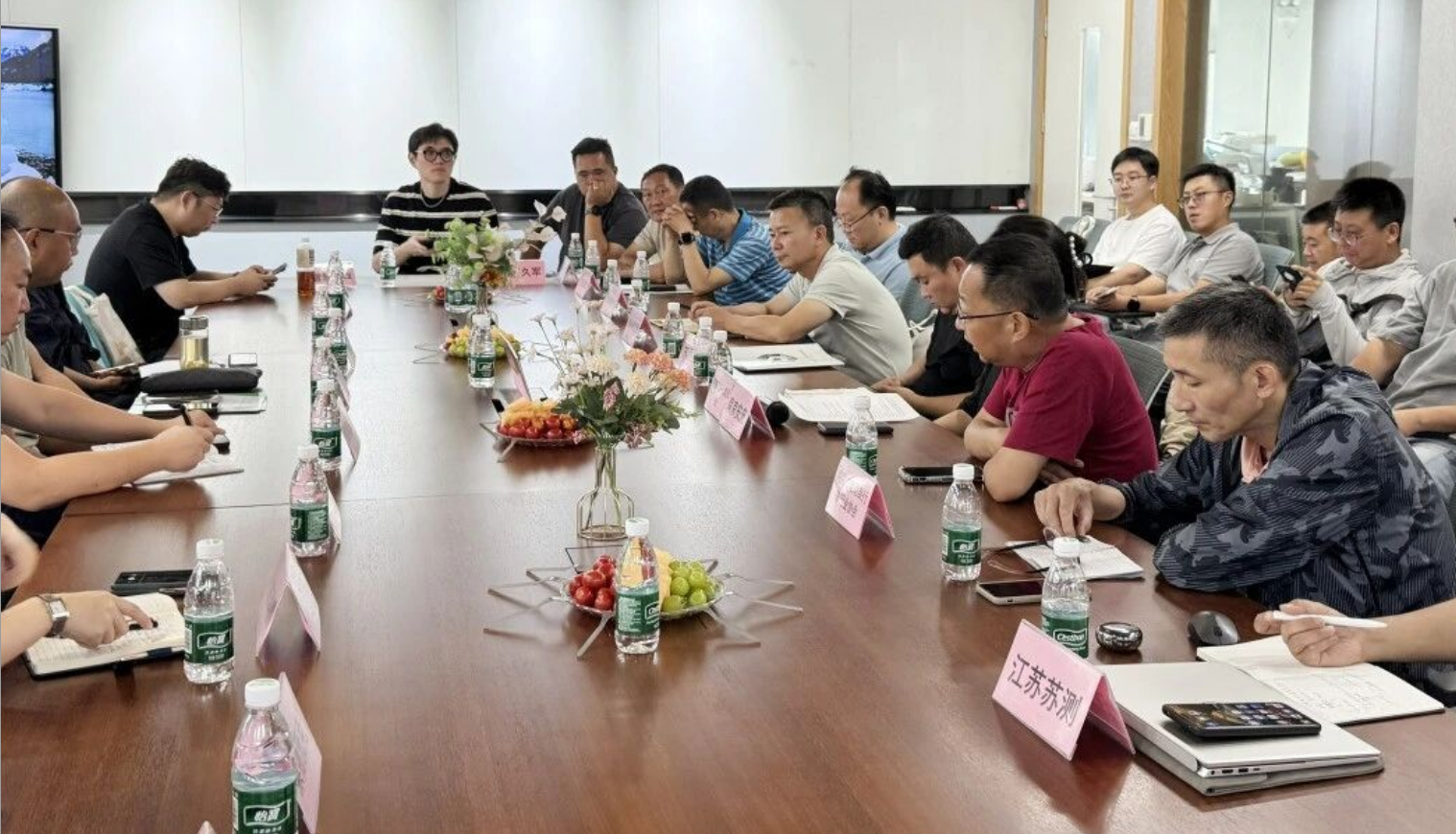 1775793051933058725.png news3C.png